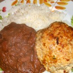 Chipotle Burgers with refried beans ©Diane Eblin